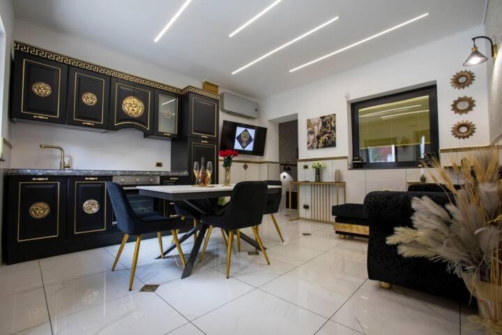 Gd Luxury Suite Randazzo Bagian luar foto